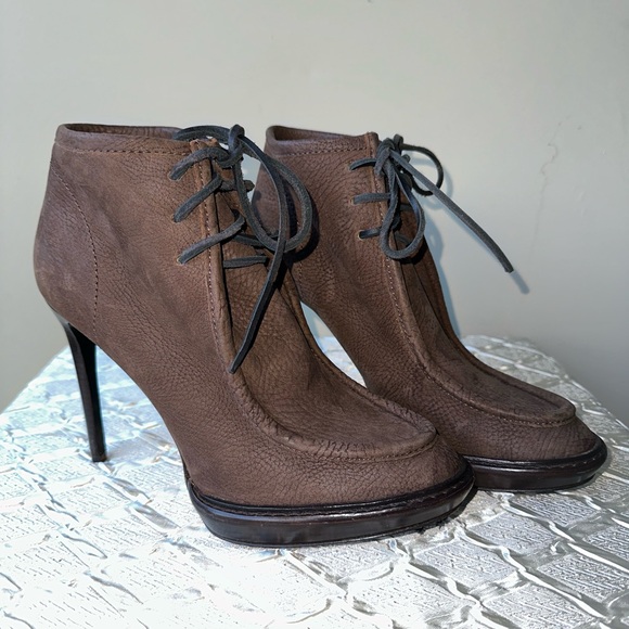 BURBERRY SUEDE ANKLE BOOTS - Picture 2 of 11